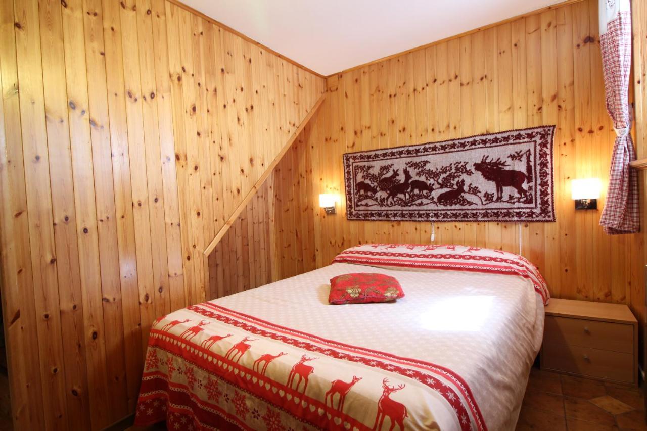Lo Stambecco Holiday Apartment - Affitti Brevi Italia Brusson Esterno foto